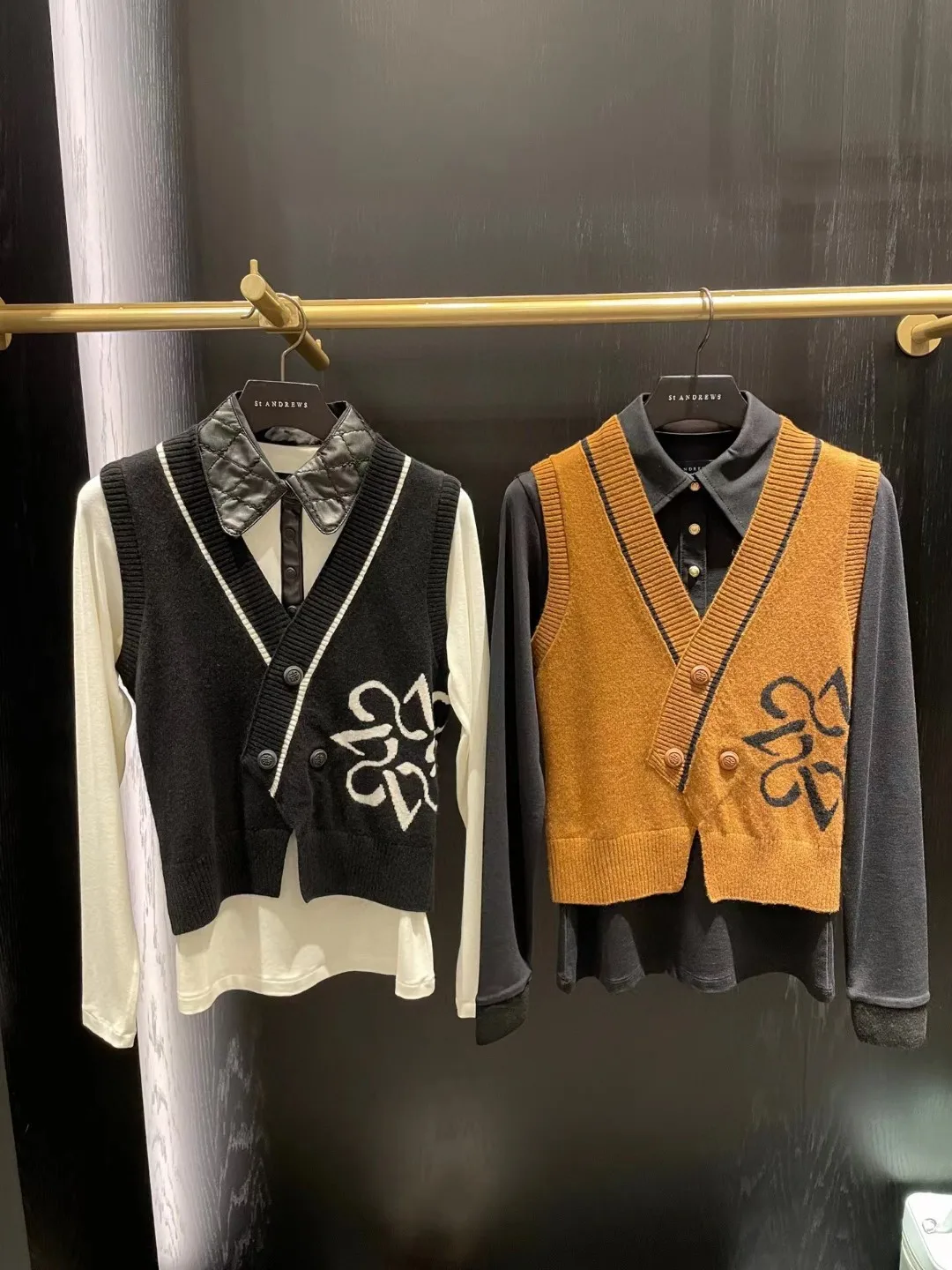 

St High-end Golf Clothing Women's Knitted Cardigan New Slim-fit Soft Waxy Wool Vest