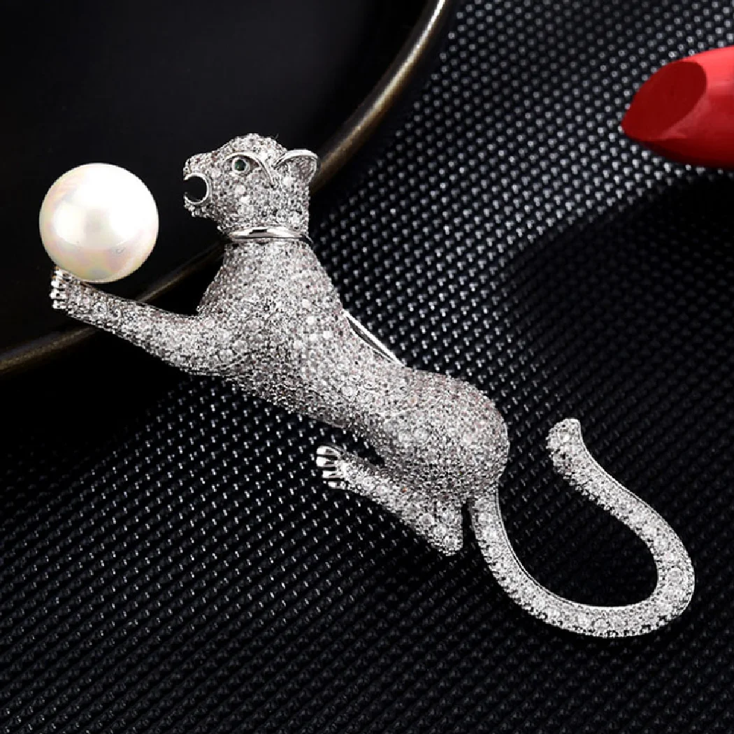 

Модные ювелирные изделия роскошный бренд жемчуг Цирконий леопардовая брошь ювелирные изделия медный шарф булавки для корсажа красивые модные мужские новогодние булавки подарки