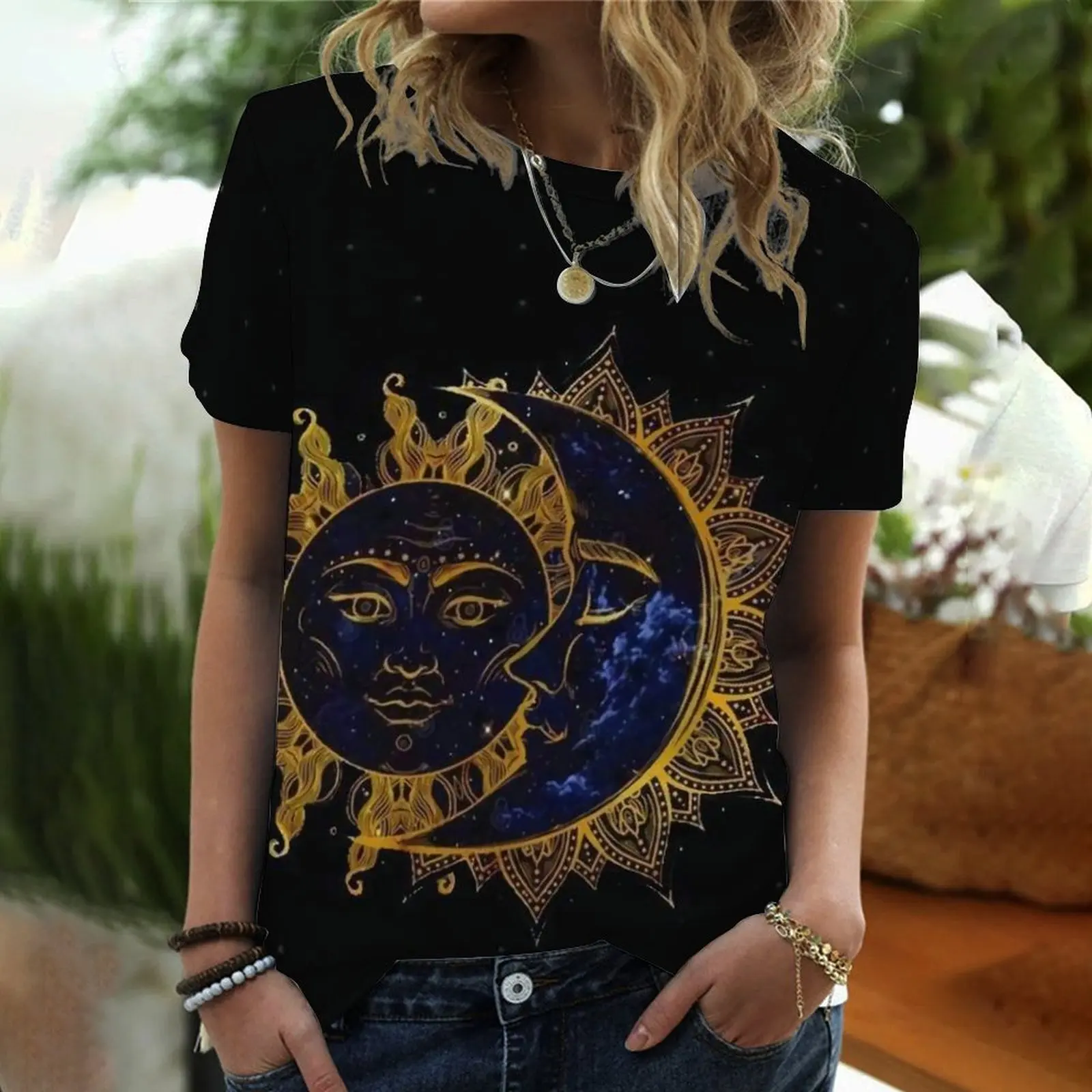 

2022 European and American summer sun and moon printed round neck short-sleeved T-shirt top women's plus size women's clothing