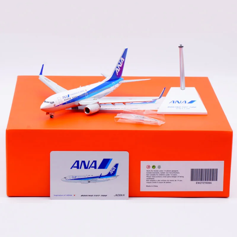 ЭВ 2737008 Коллекционный самолет из сплава в подарок JC Wings 1:200 ANA Boeing B737-700 литая под