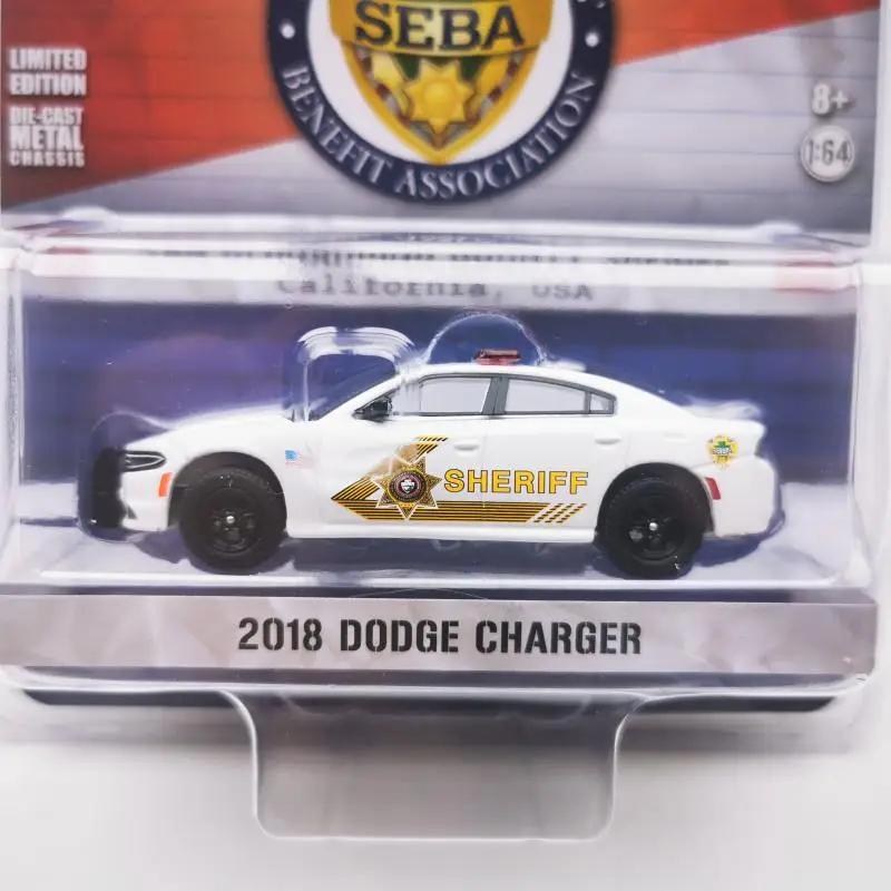 Автомобиль GREENLIGHT 1:64 HOT PURSUIT 2018 зарядное устройство Dodge SHERIF San Bernardino County Police Department