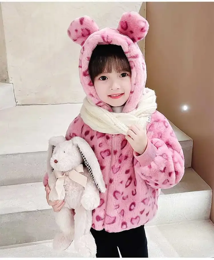 Свободное пальто для девочек осенняя Новинка 2024 Бархатные Топы с капюшоном и