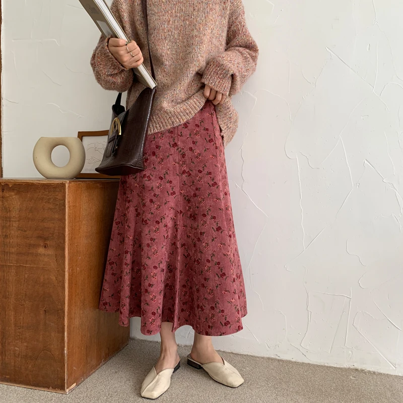 

Women Spring Autumn High Waist Floral Print Slim A-line Skirts Female Korean Vintage Elegant Corduroy Fishtail Skirt Harajuku