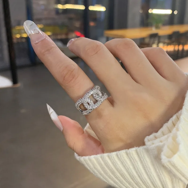

New Ins Style Fashion Luxury Personality Ring for Women Everyday Accessories Party Jewelry Valentine Gift for Womens