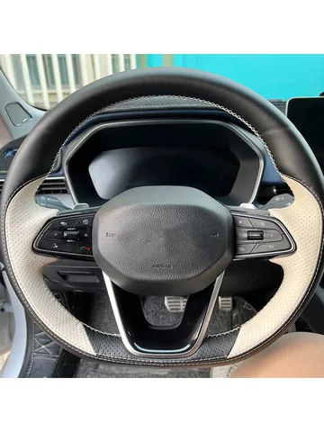 Чехол для руля из натуральной кожи для Geely Preface 2021-2024