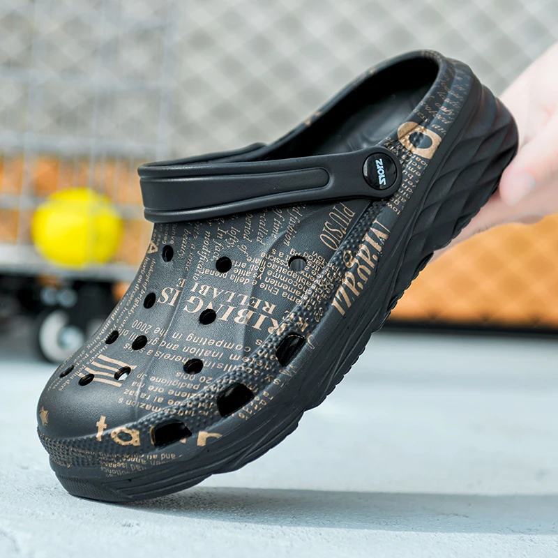 

Summer New Men's Clogs Sandals EVA Lightweight Beach Slippers Non-slip Mule Men Women Garden Clog Shoes Casual F Chanclas Hombre