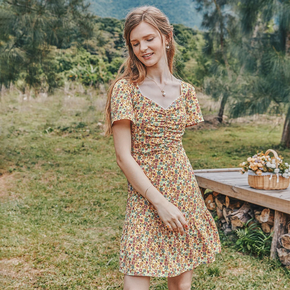 

Gaovot Women Yellow Print Dress Sweetheart Neck Short Sleeve Pleated A-line Dress Summer Fashion Womens Casual Party Dresses