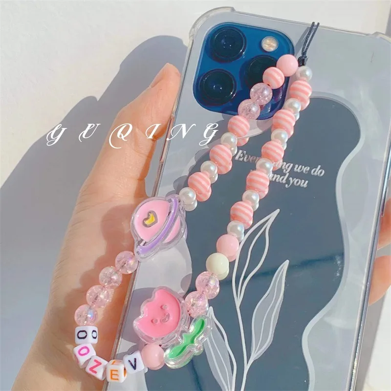 

Wholesale Mobile Phone Chain Resin Pink Girl Summer Beaded Acrylic Flower Cute Mobile Phone Case Lanyard