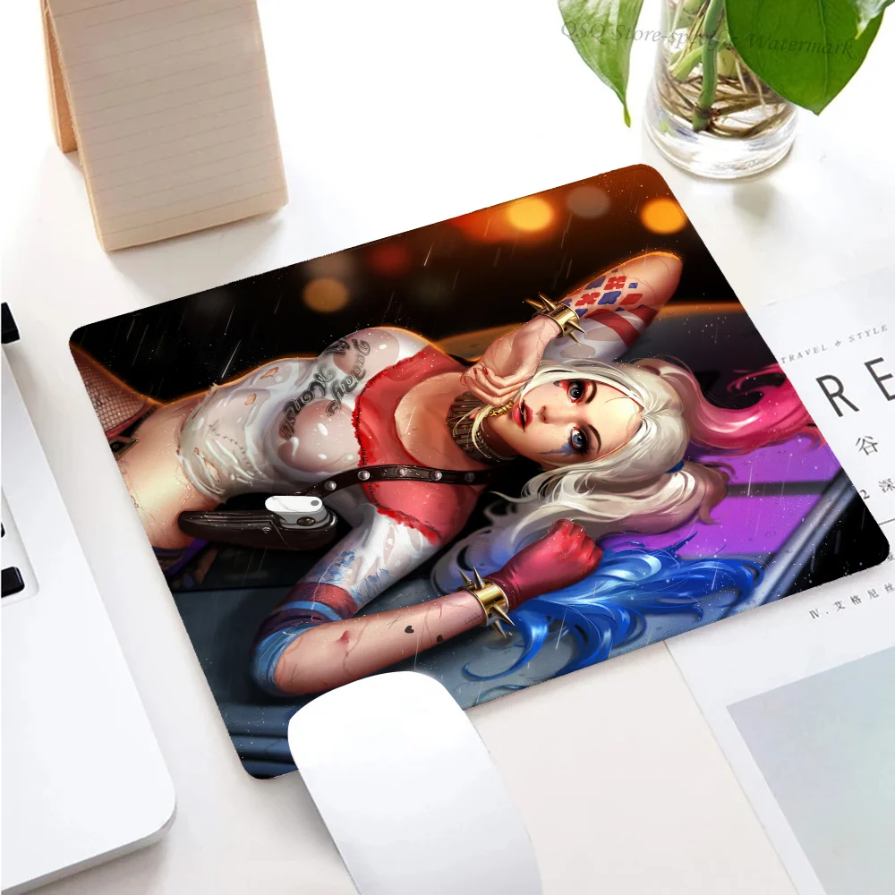 Коврик для мыши S-Suicide Squad H-Harley Q-Quinn маленький коврик LockEdge геймеров компьютерного