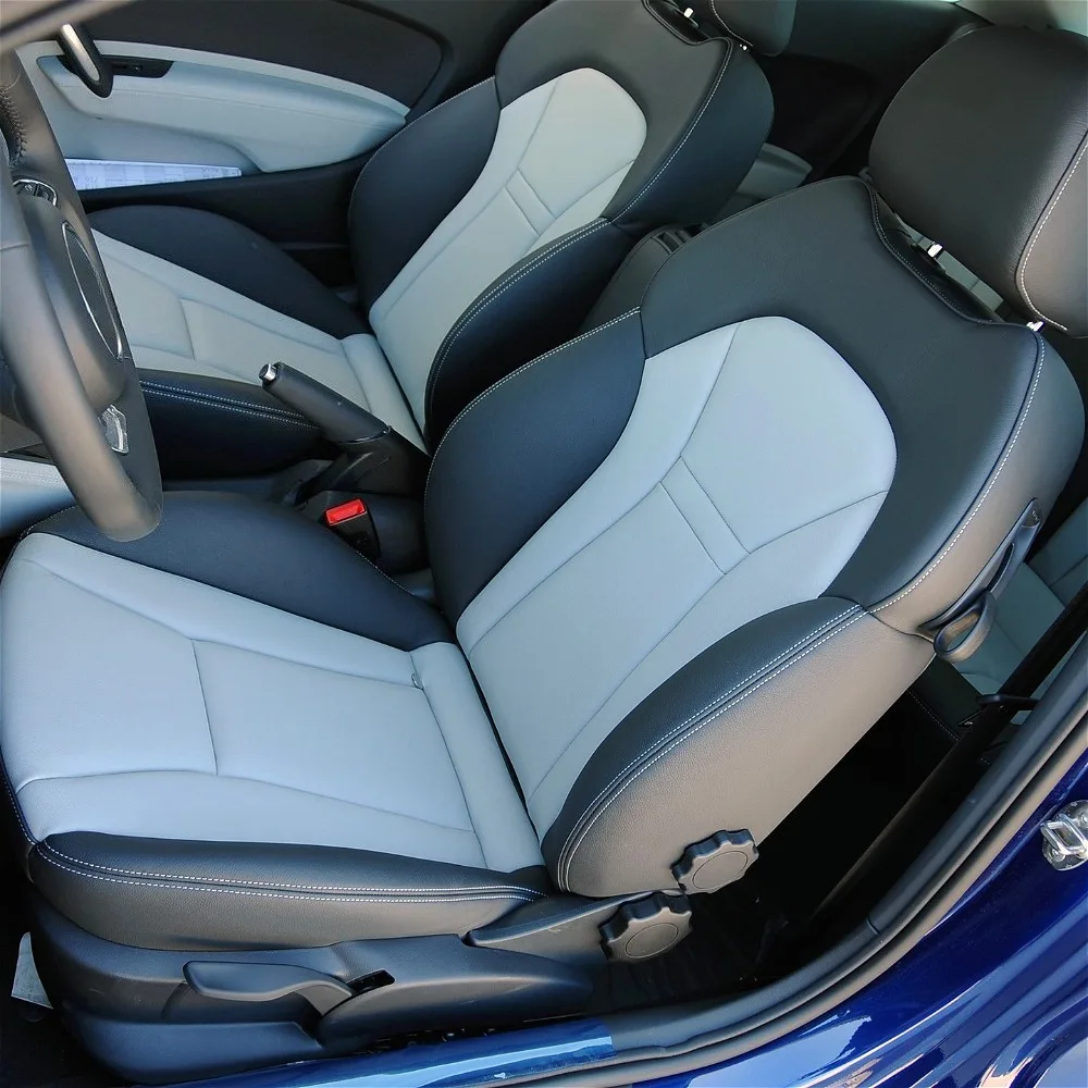 Фото Индивидуальные чехлы на 5 сидений для Audi A1 2011-2018 из веганской кожи, полный комплект, защита салона, аксессуары №1