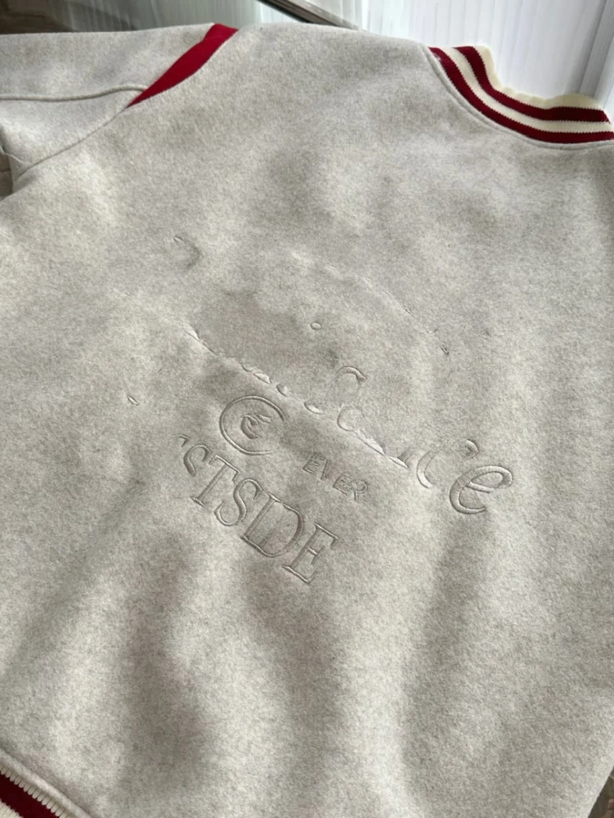 Изящная шерстяная бейсбольная форма женский осенне-зимний пуховик новинка 2024