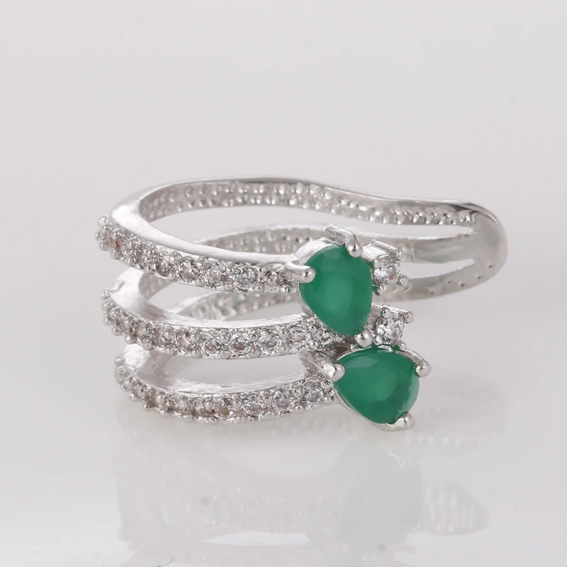 

No Piercing Zircon Cuff Earring for Women Fashion Adjustable Green Zircon Earrings Clips for Party Jewelry