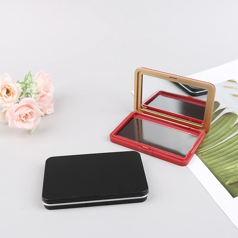 

1pcs Matte Empty Magnetic Cosmetics Palette Eyeshadow Blusher DIY Makeup Box Glitter Makeup Dispensing Box