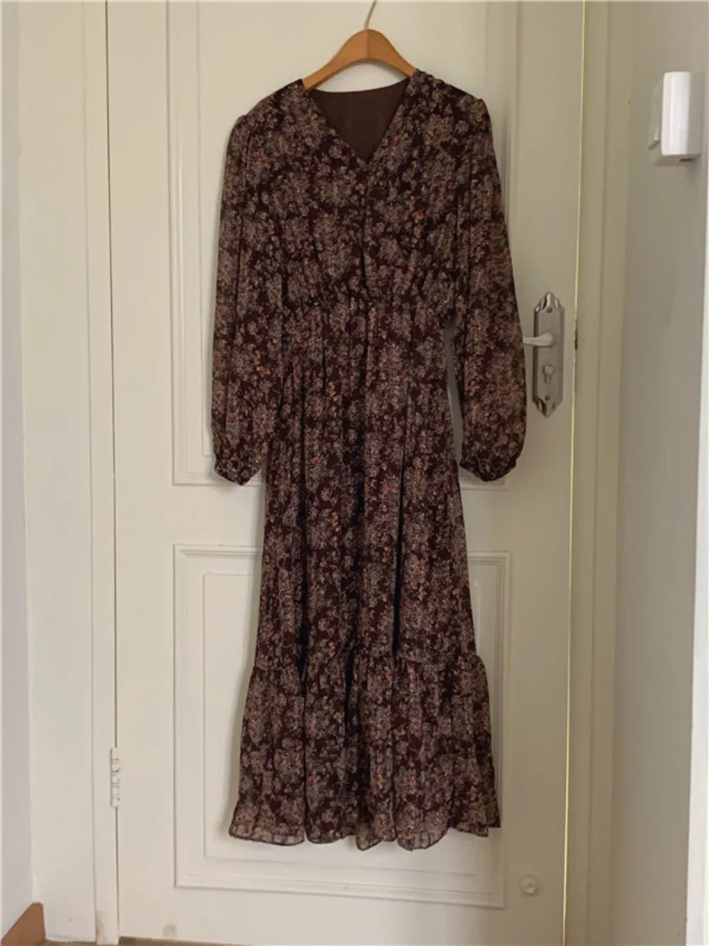 Женское платье-рубашка