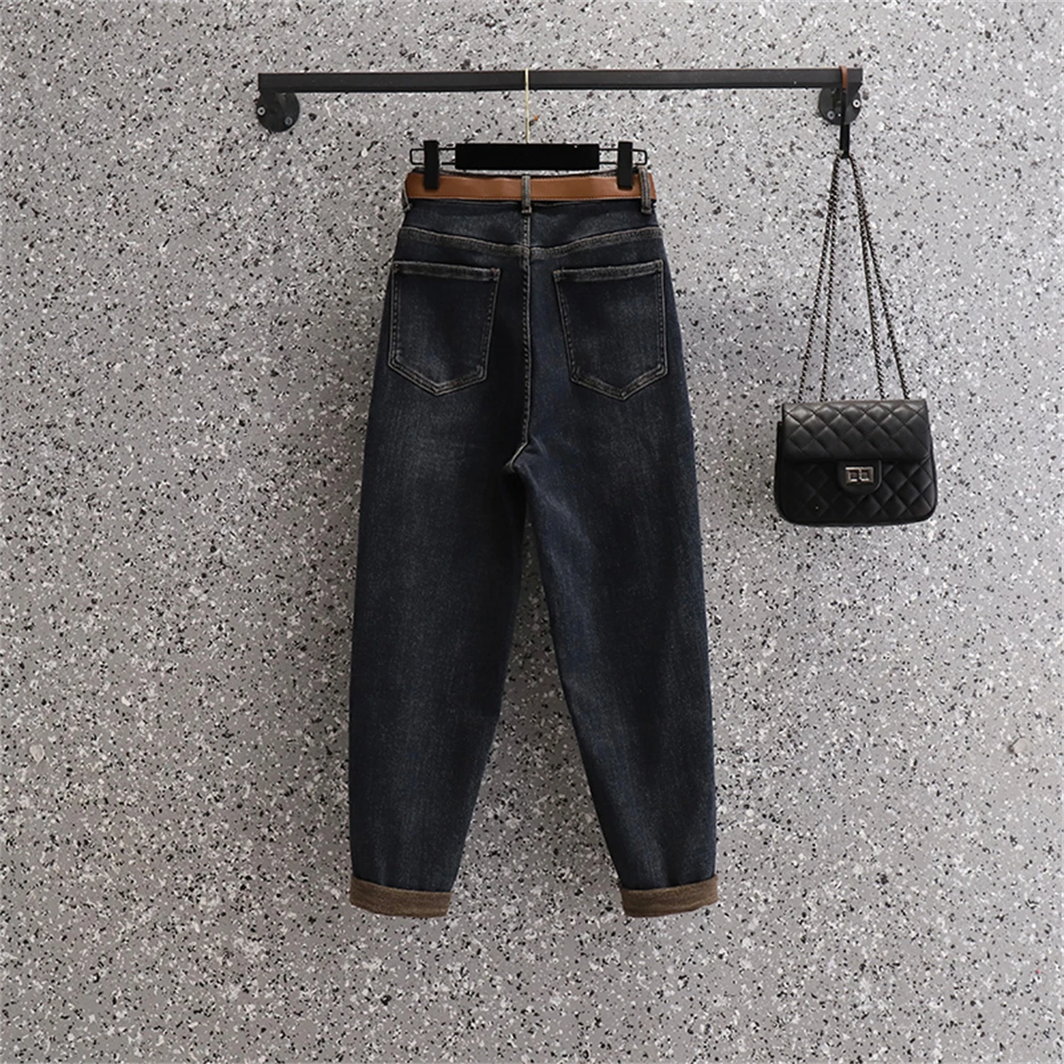 

Утепленные женские джинсы Harlan, новинка 2023, весенние женские брюки грушевидной формы, свободные брюки с плюшевой подкладкой для папы