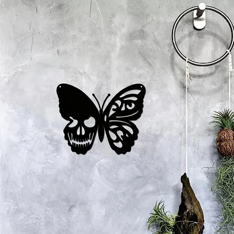 Металлическая настенная декоративная табличка в форме черепа-бабочки для