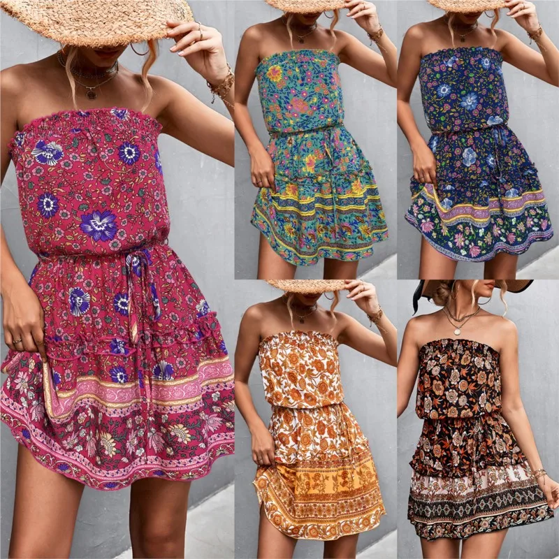 Платье женское ТРАПЕЦИЕВИДНОЕ с цветочным принтом без бретелек воротника и