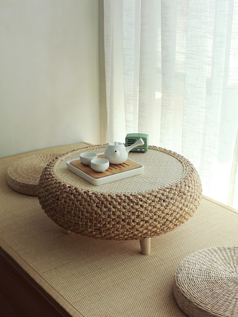 

Маленький журнальный столик из соломы, японский простой низкий стол из массива дерева, компьютерный круглый стол