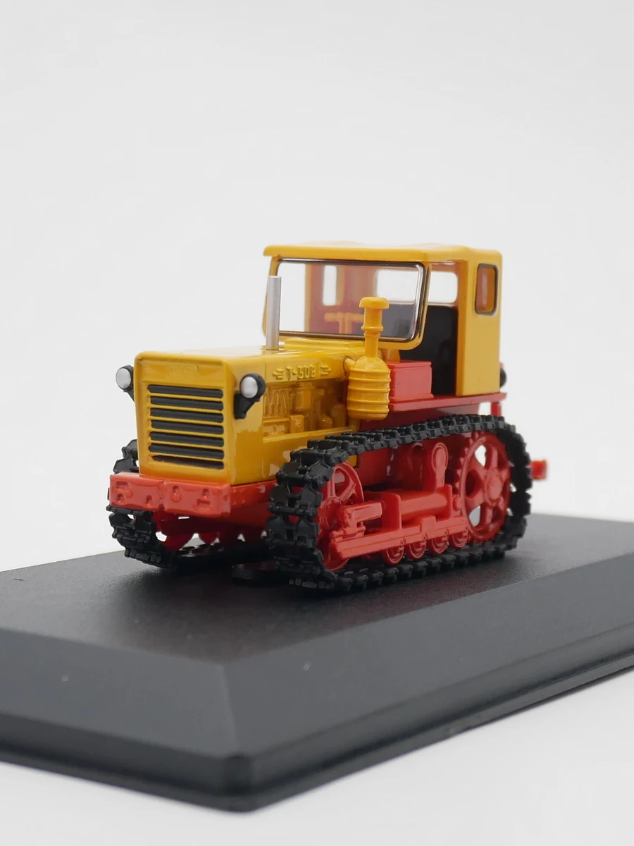 

IXO 1:43 T-50B Russia Farm Tractor Diecast Model Metal Toy Vehicle
