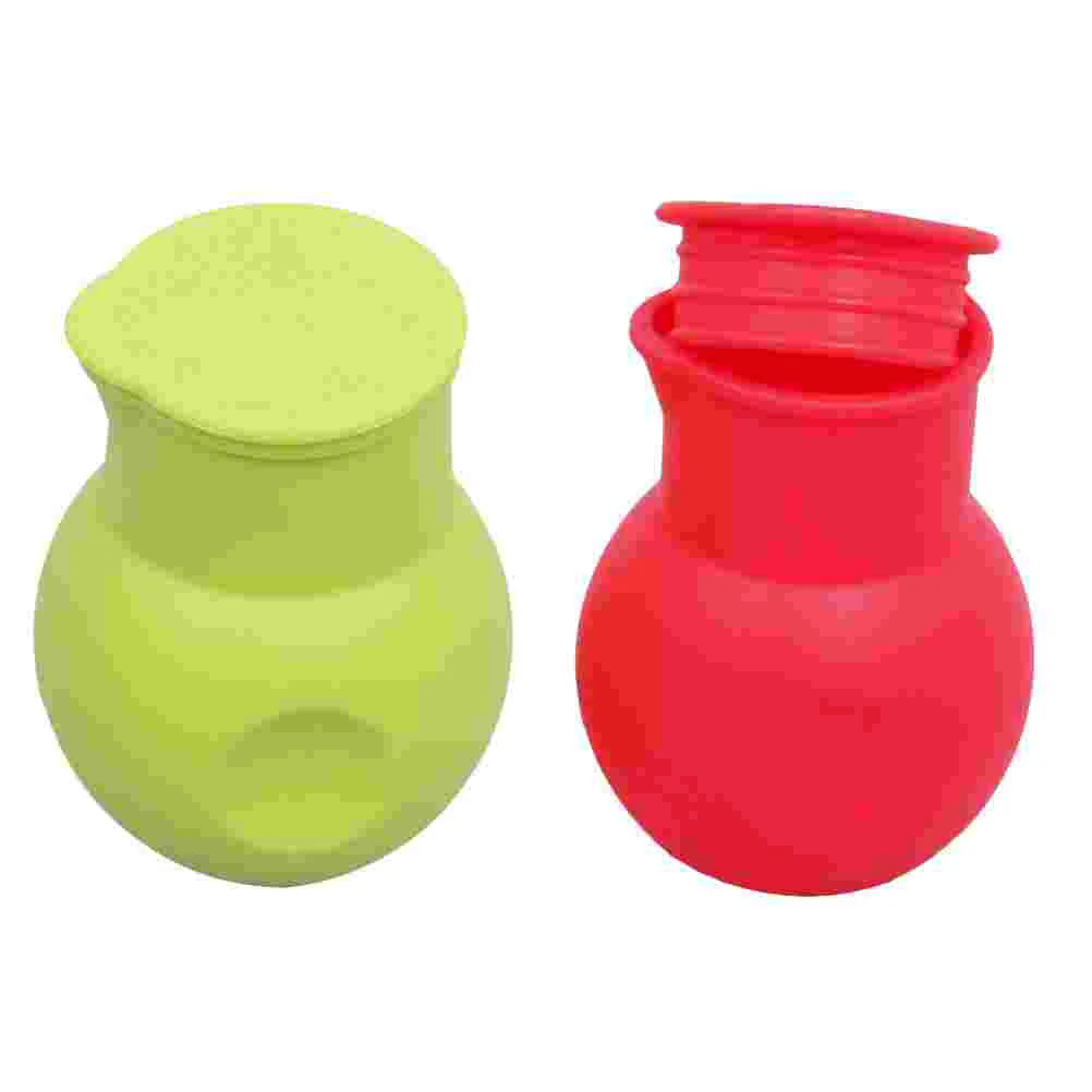 

2pcs Silicone Chocolate Melting Pot Melt Butter Heat Sauce Microwave Baking Pot Baking Pouring Tool (Red and Green)