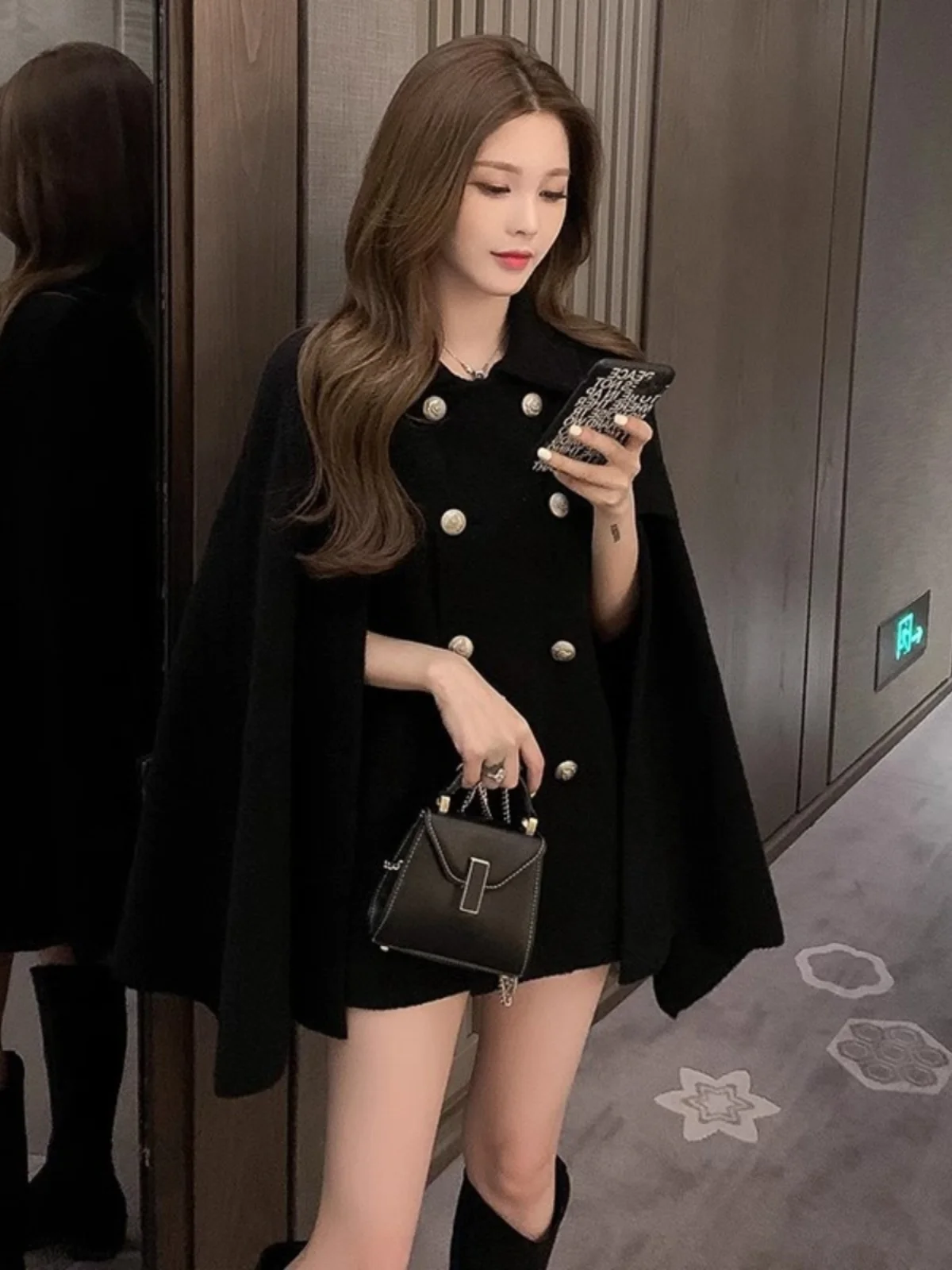 Plus size Hepburn Sle Cape Poncho Woolen Jacket Women Autumn and Winter Fat Sister Temperament Slimming Versatile Co...