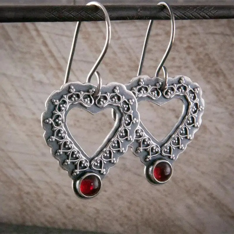 

Tribe Round Inlaid Red Stones Hook Earrings Vintage Silver Color Metal Carving Heart Dangle Earrings for Women Ethnic Jewelry