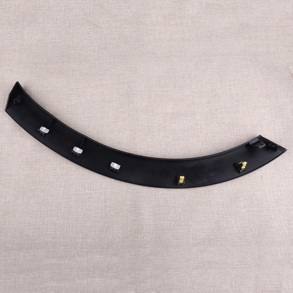 Литая накладка на заднюю левую арку матовая черная полипропиленовая подходит