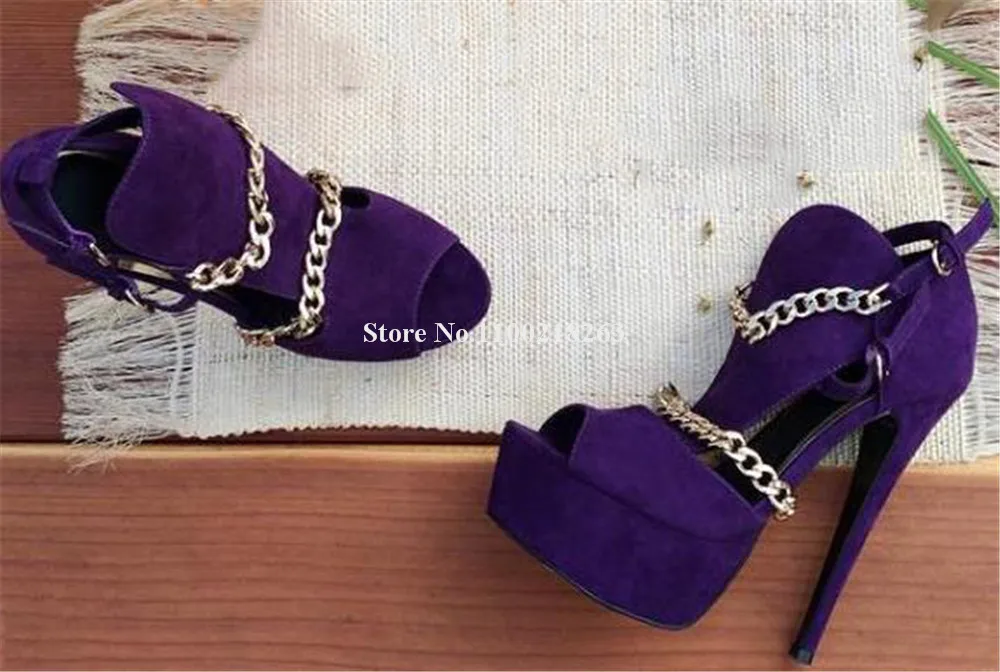 Очаровательные сандалии с золотыми цепочками украшенные открытым носком