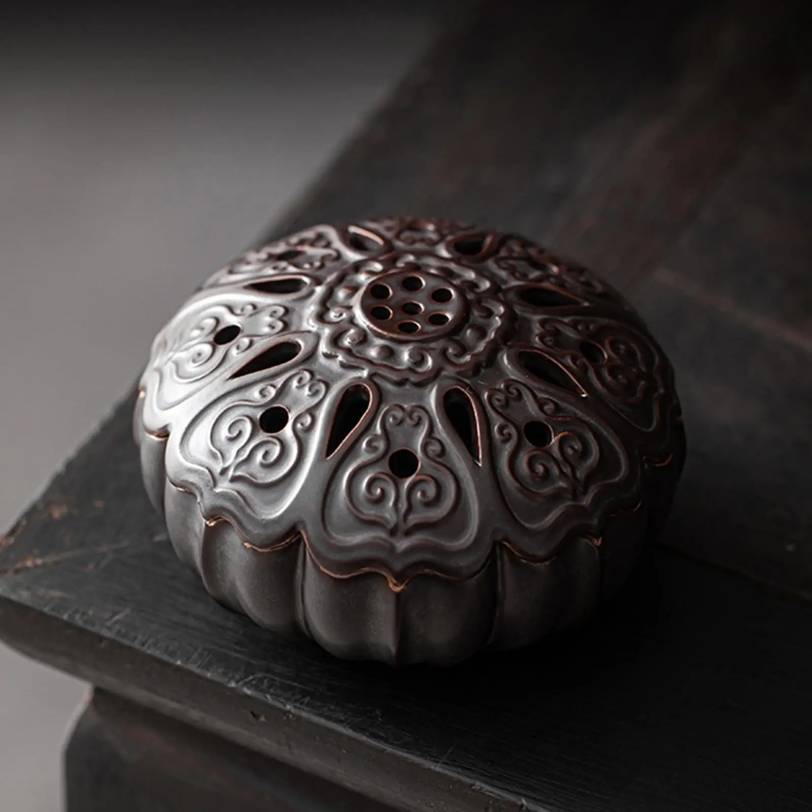 

Incense Burner Lotus Flower Incense Coil Holder for Tea Room Office Tabletop