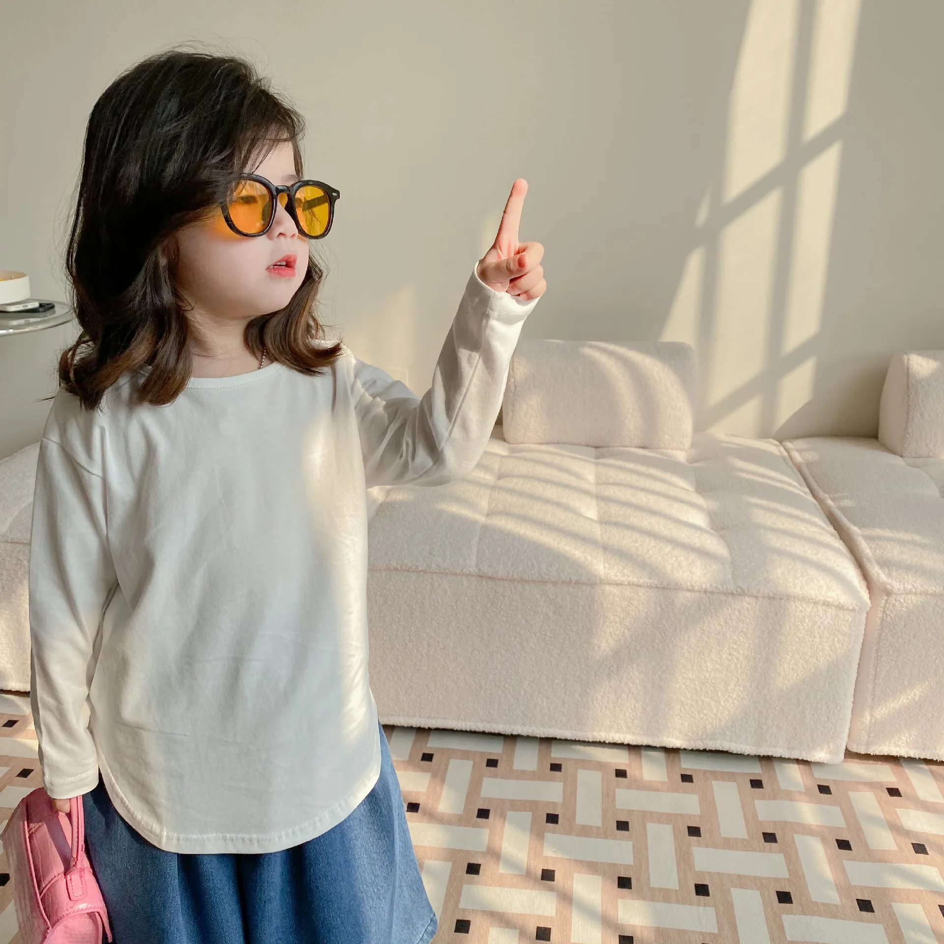 

Children'S Cotton Bottoming Shirt Children'S Long-Sleeved T-Shirt Boys And Girls Spring And Autumn New Baby Arc Hem Slit Top