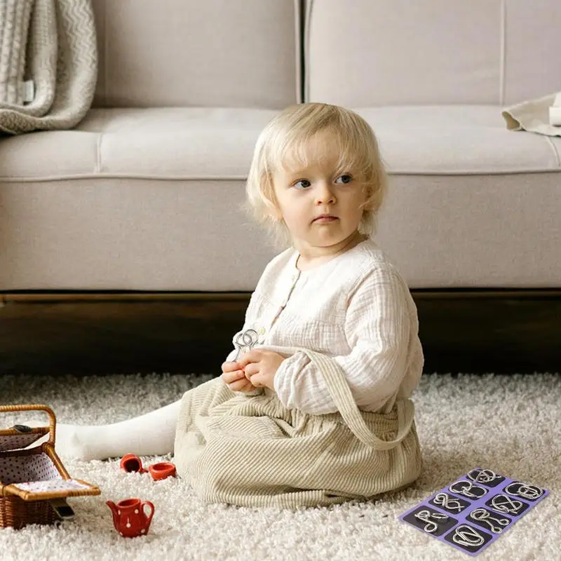 Рисунок 2 - игрушка-головоломка с железными