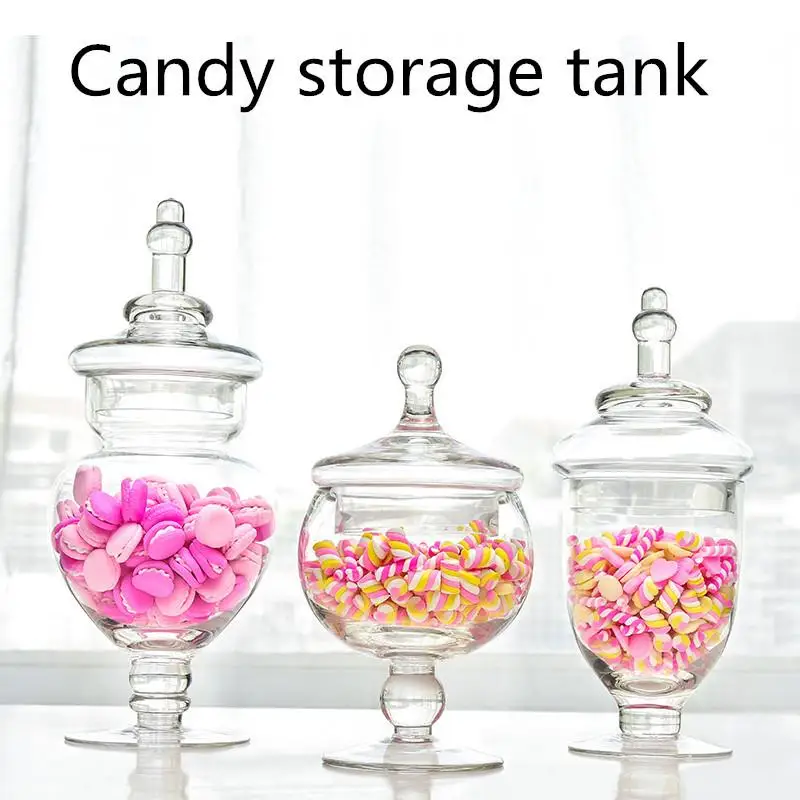 Стеклянный подсвечник в европейском стиле