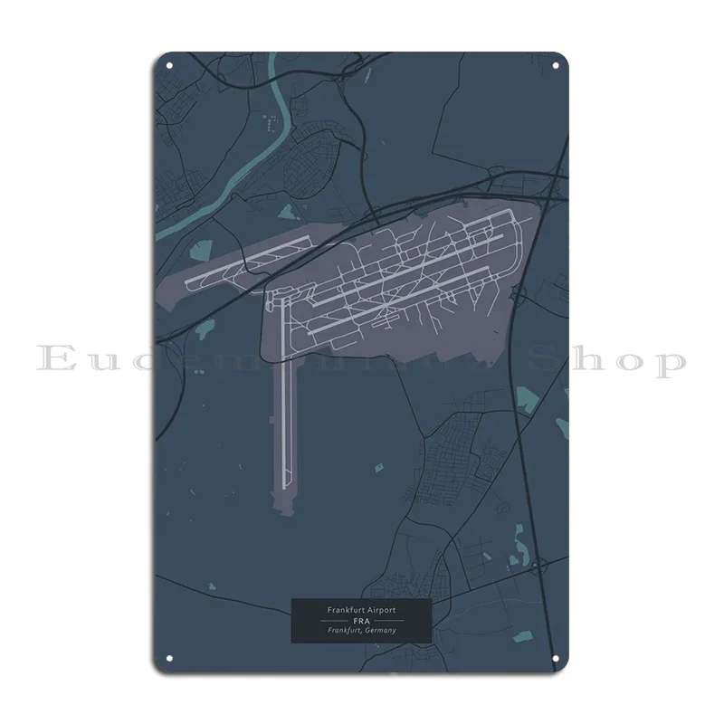 Металлический знак Франкфуртского аэропорта