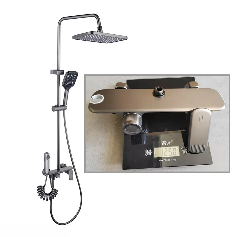 

Настенная душевая система из латуни