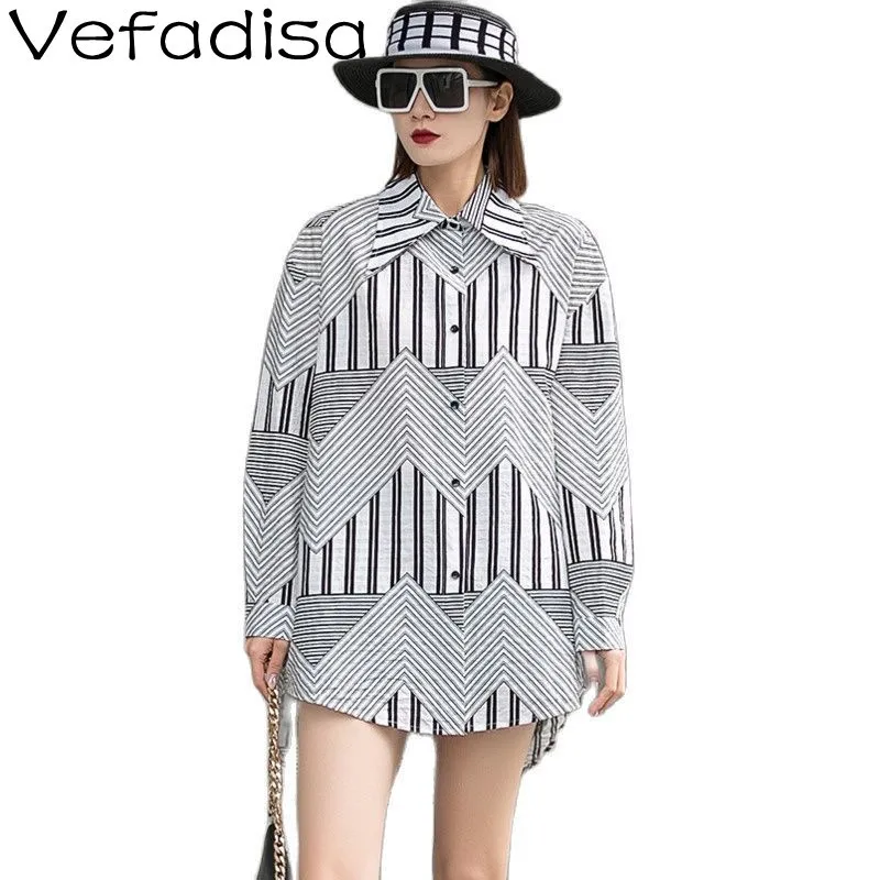 

Модная Свободная блузка Vefadisa большого размера с асимметричным принтом в полоску, новинка весны 2022, женские рубашки с отворотом и длинными р...