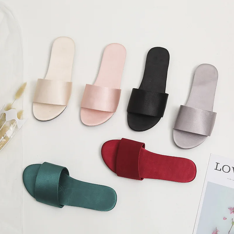 

One-strip Sandals Luxury Satin Ladies Slippers Portable Outing Hotel Slippers Flat-bottomed Non-slip Lightweight Home Slippers