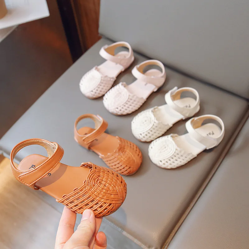 

Little Girl's Braided Sandals Cover Toe Hollow-out Soft Bottom Children Solid Color Sandals Retro Fashion Kids Flats Summer New