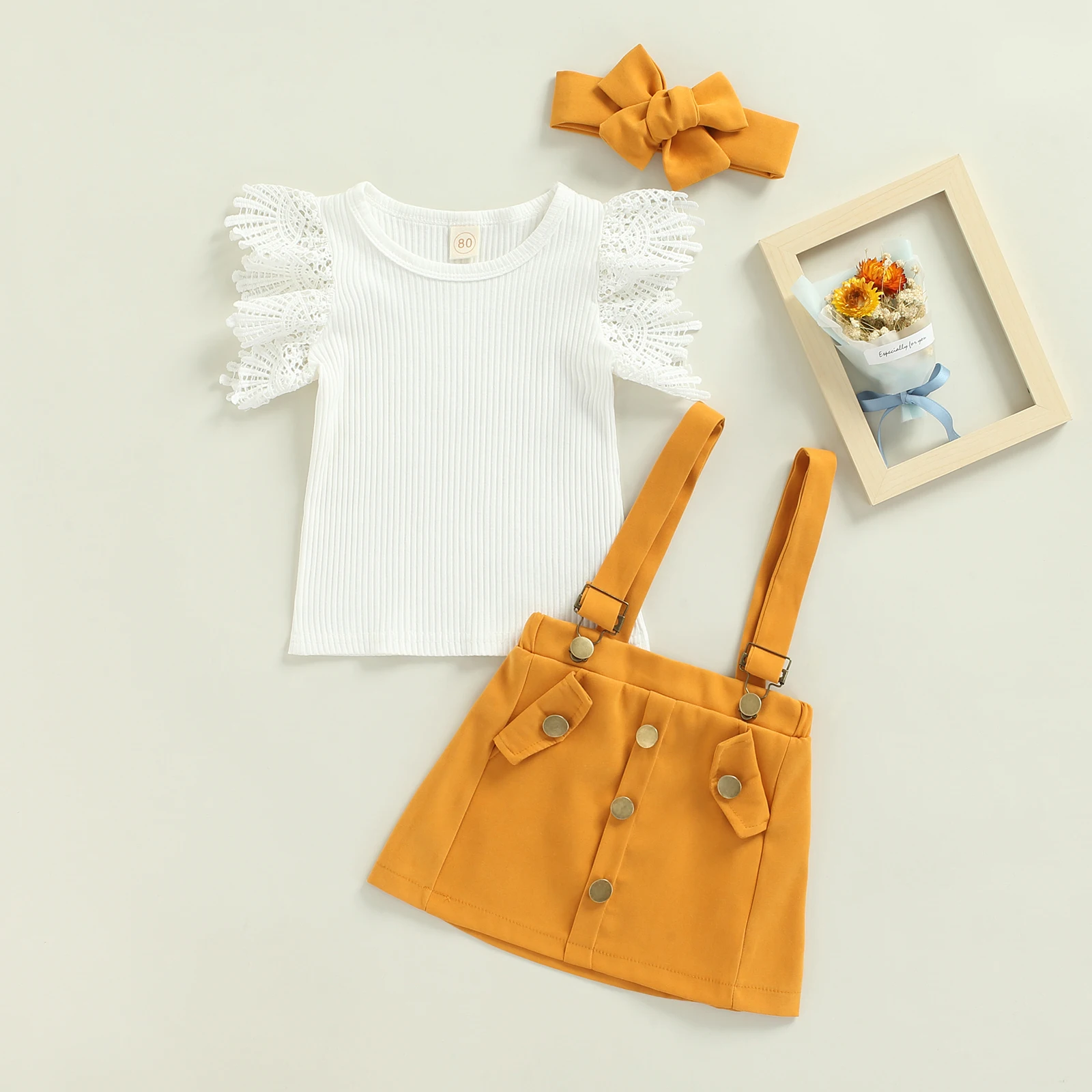 Женский комплект из трех предметов футболка с круглым вырезом и летящим рукавом +