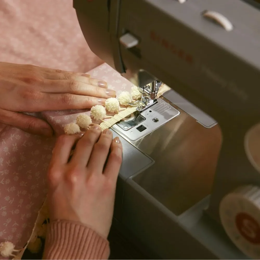 Сверхмощный швейный станок 4452.