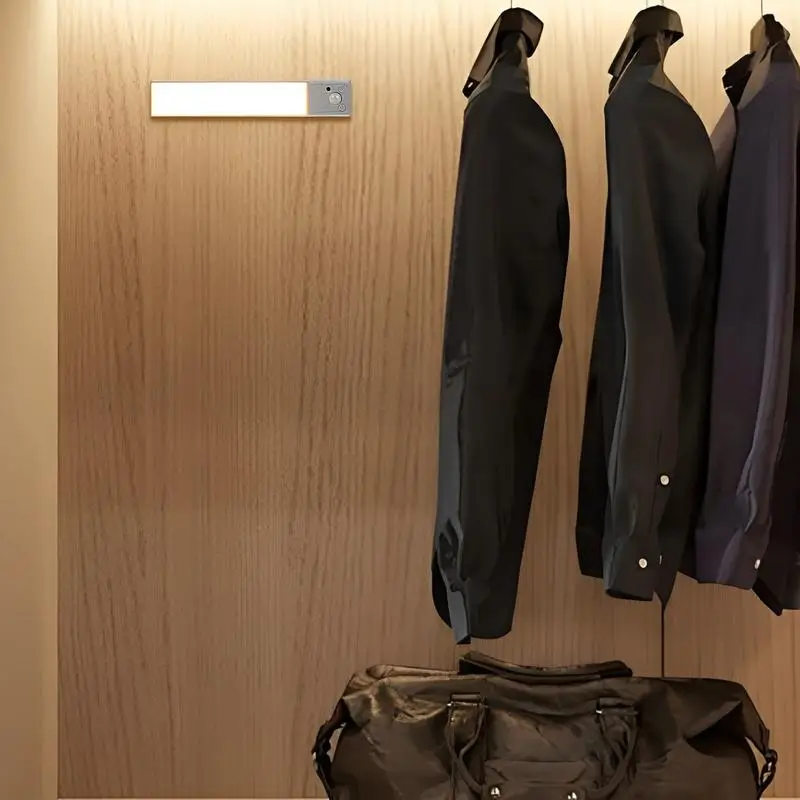 Регулируемая подсветка шкафа USB Перезаряжаемый светильник с датчиком движения