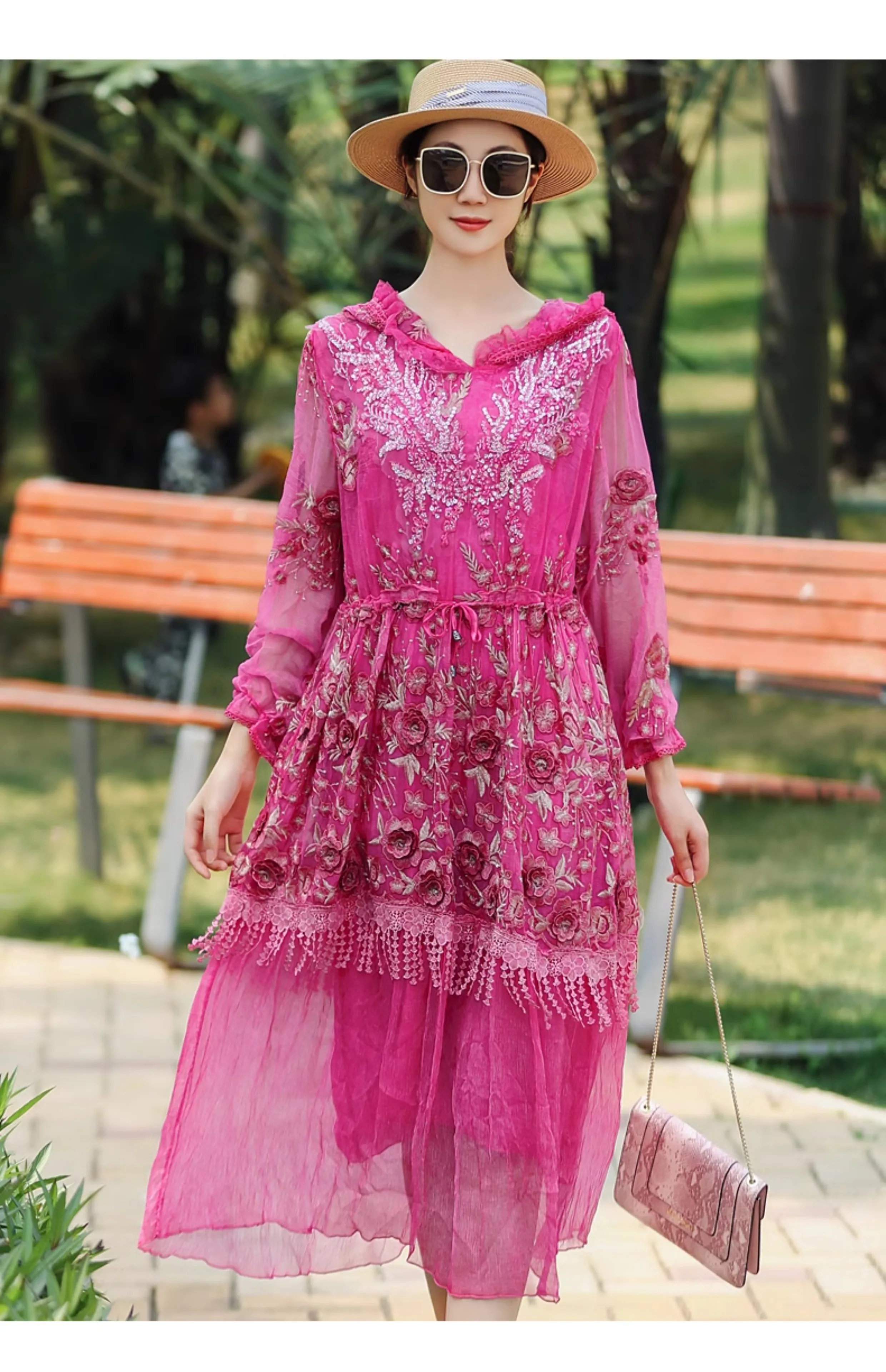 Женское платье с капюшоном Элегантное Шелковое Платье вышивкой и кисточками