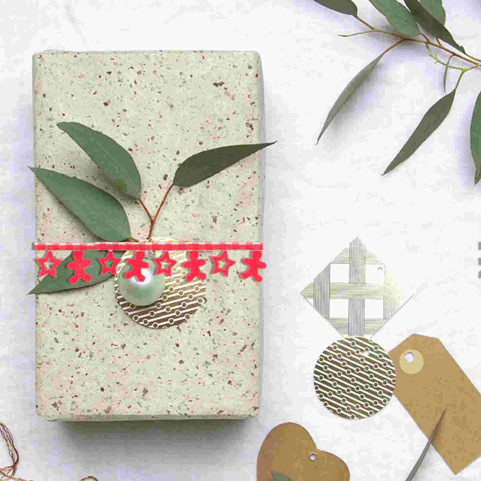 

Декоративная лента для упаковки подарков на Рождество