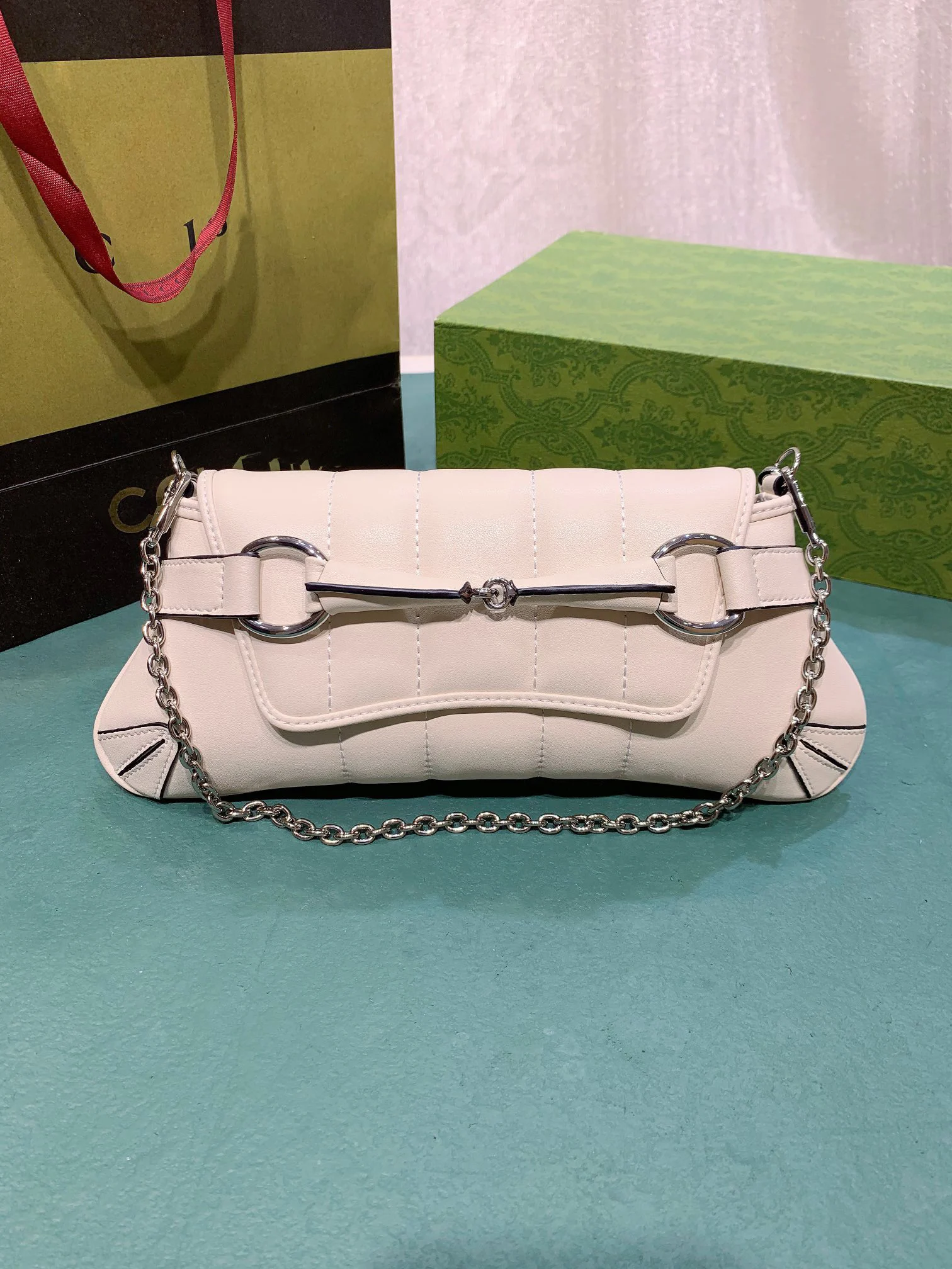 

High end Women's Small Bag 2023 New Summer Versatile Leather Crossbody Bag Popular Popular Chain Shoulder Bag