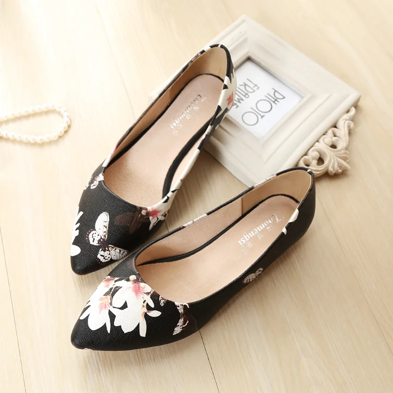 

Shoes Women Casual Sneakers Woman-shoes Large Roses Pointed Toe Shallow Floral PU Leisure TPR Ethnic Lace-Up Embroider Flat