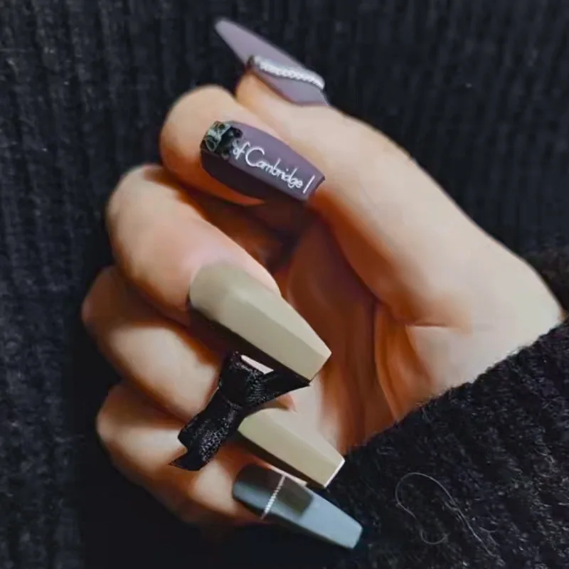 Рисунок 2 - декоративные накладные ногти