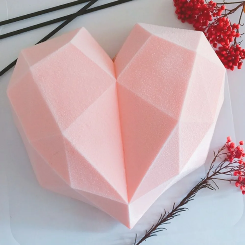 

2022 New Geometric Cake Silicone Mould 3D Heart Shaped Soap Mould Mousse/chocolate Cake Mould Diy Baking Tool Decorative Mould