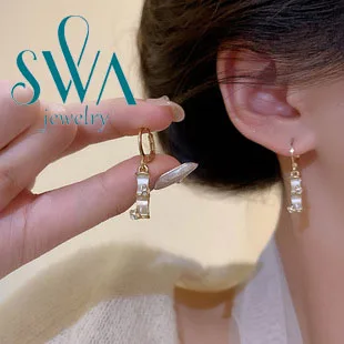 

Retro and elegant breeding pearl necklace temperament color glazed earrings ins -symmetrical earrings