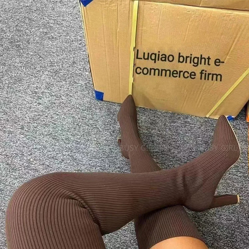 Autumn and winter large -size elastic wool socks boots