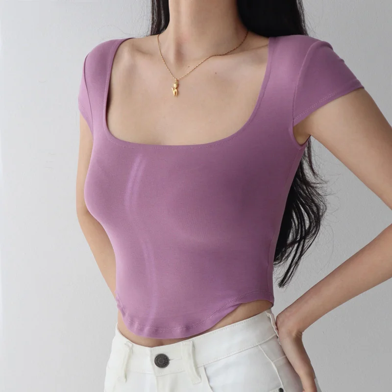 Футболка хлопковая облегающая с квадратным вырезом, пикантный однотонный эластичный короткий топ с коротким рукавом, с круглым подолом, V139, на лето