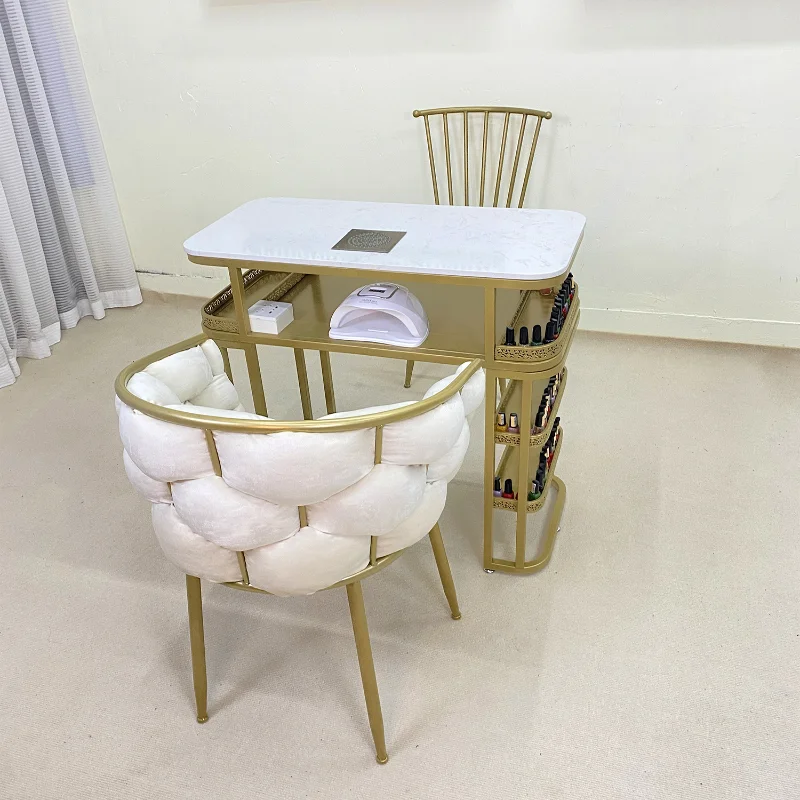 Настольная лампа для приема ногтей